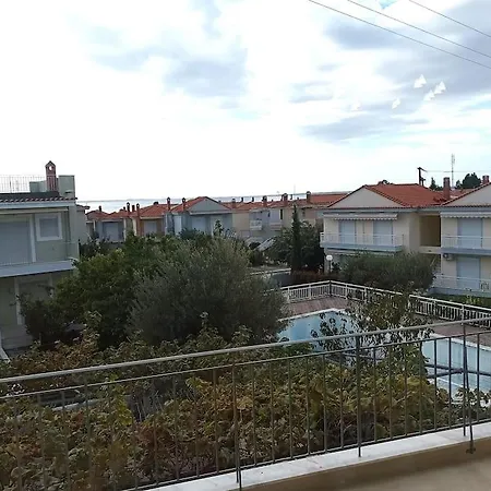 Sun, Sea & Space 100M To Beach! Gerakini Exterior photo