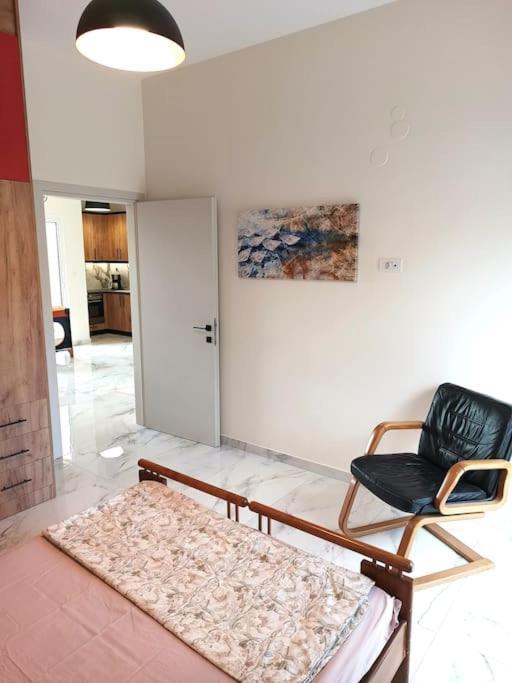 Apartment Sun, Sea & Space 100m To Beach! *